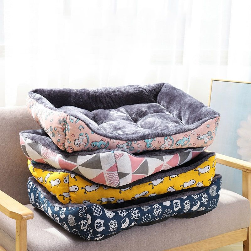 Harvey's-Choice Pet Bed: High-quality cotton for comfort and durability. Raised rim for anti-anxiety and calming effect. Non-slip bottom for stability. Soft, plush wool interior. Unique design for a cozy space. Give your pet the comfort they deserve!
